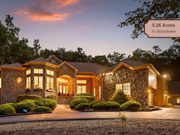 240 Horseshoe Bend Road, Signal Mountain, TN 37377