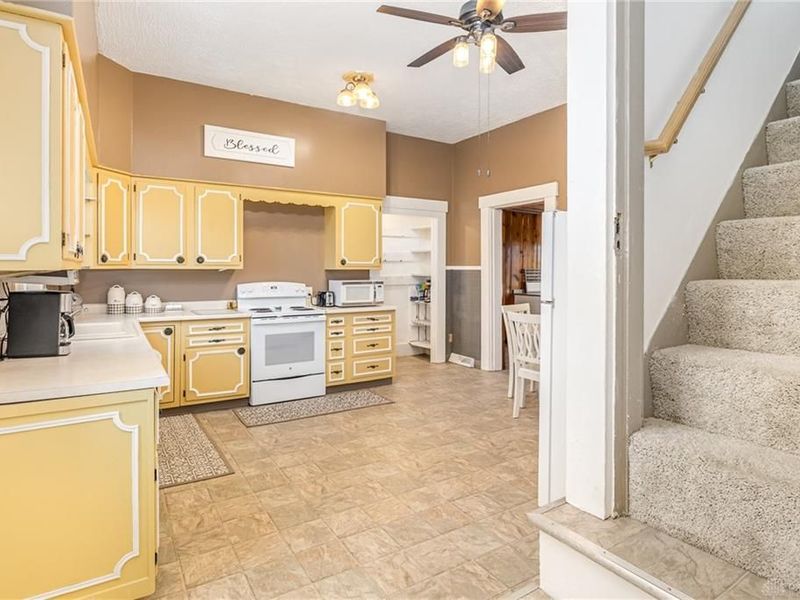 6105 New Carlisle Pike, Bethel Township, OH 45504 Photo 14