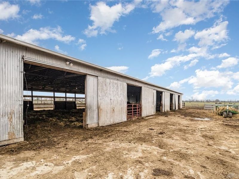 6105 New Carlisle Pike, Bethel Township, OH 45504 Photo 37