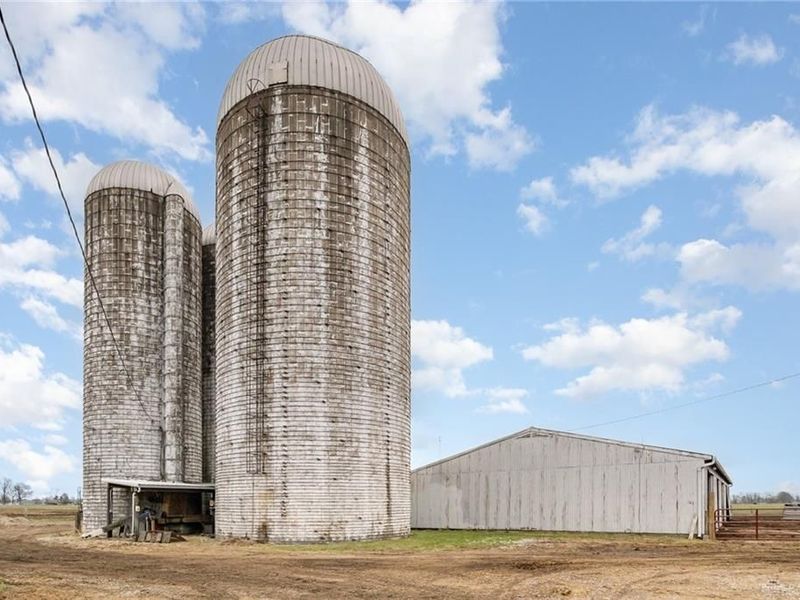 6105 New Carlisle Pike, Bethel Township, OH 45504 Photo 42