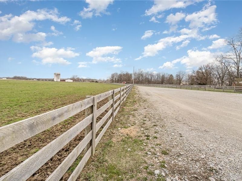 6105 New Carlisle Pike, Bethel Township, OH 45504 Photo 46