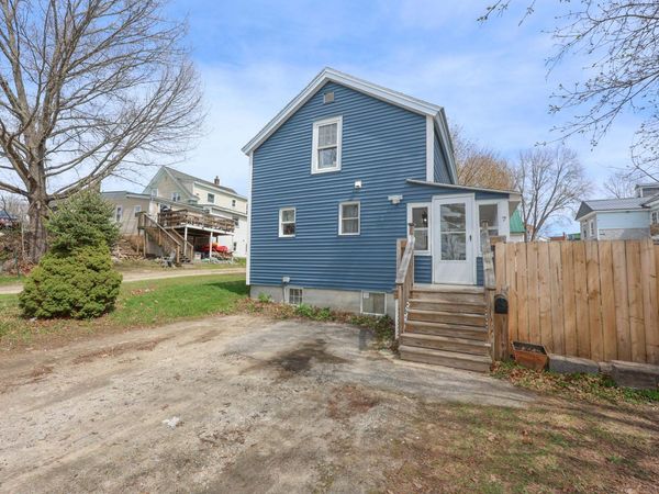 7 High Street, Pembroke, NH 03275