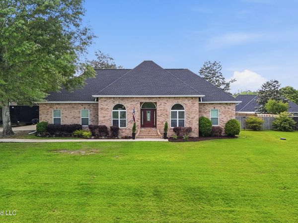 15553 Old Magnolia Court, Gulfport, MS 39503