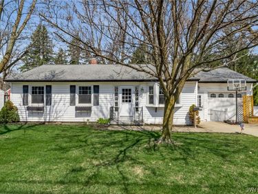 491 Pleasant Ave , Hamburg, NY 14075