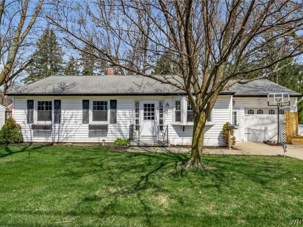 491 Pleasant Ave , Hamburg, NY 14075