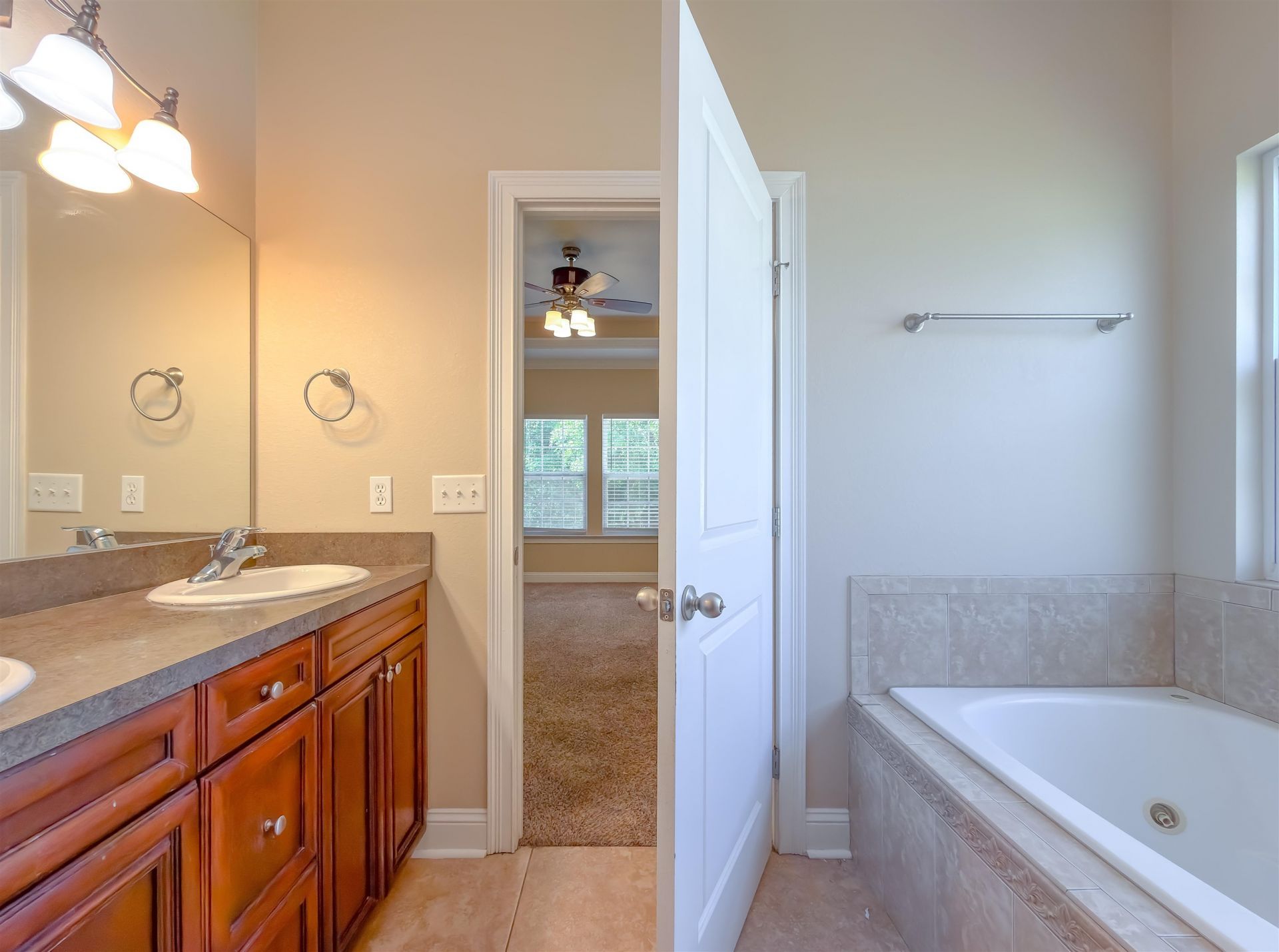 332 Sand Pine Circle , Midway, FL 32343 Photo