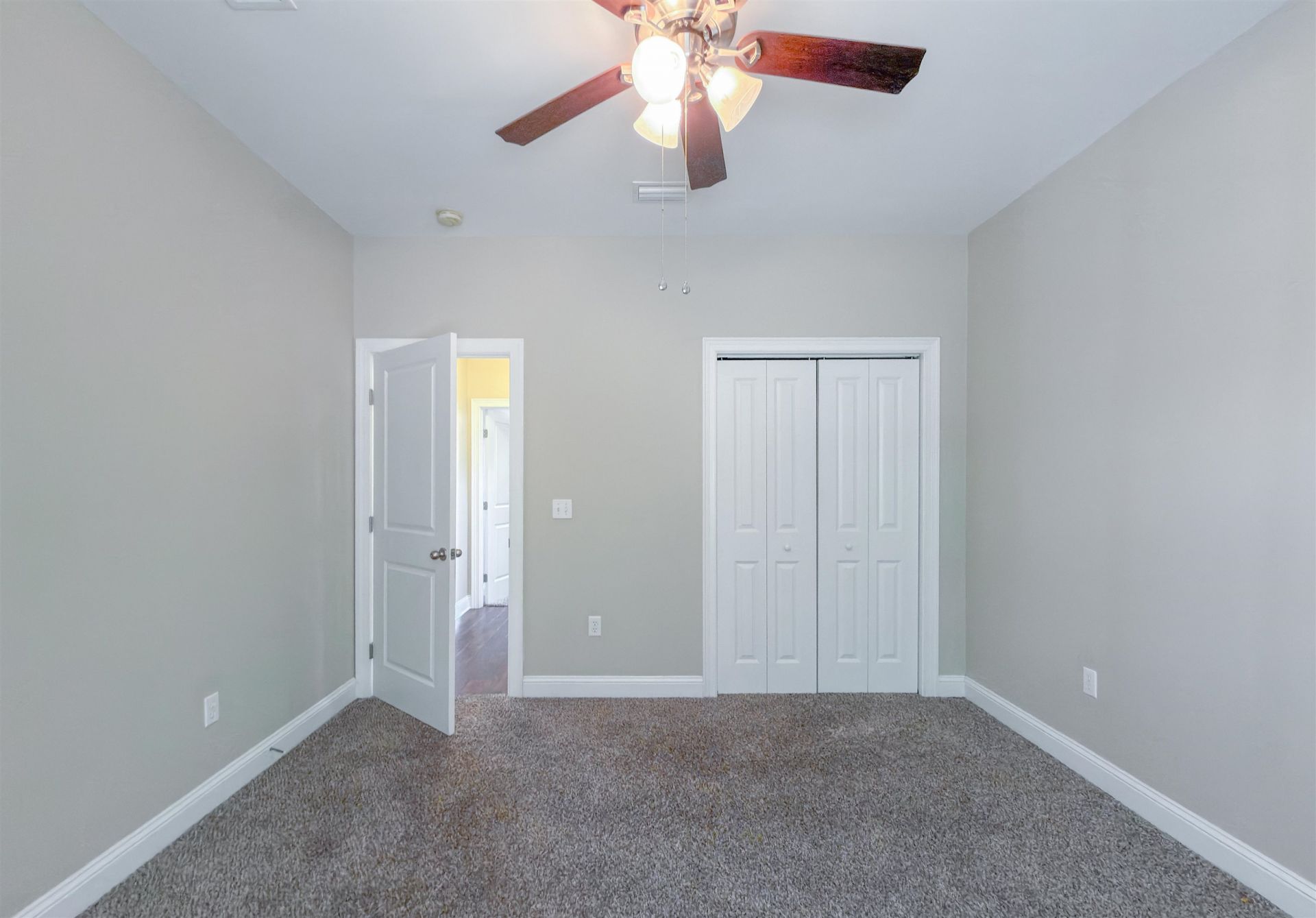 332 Sand Pine Circle , Midway, FL 32343 Photo