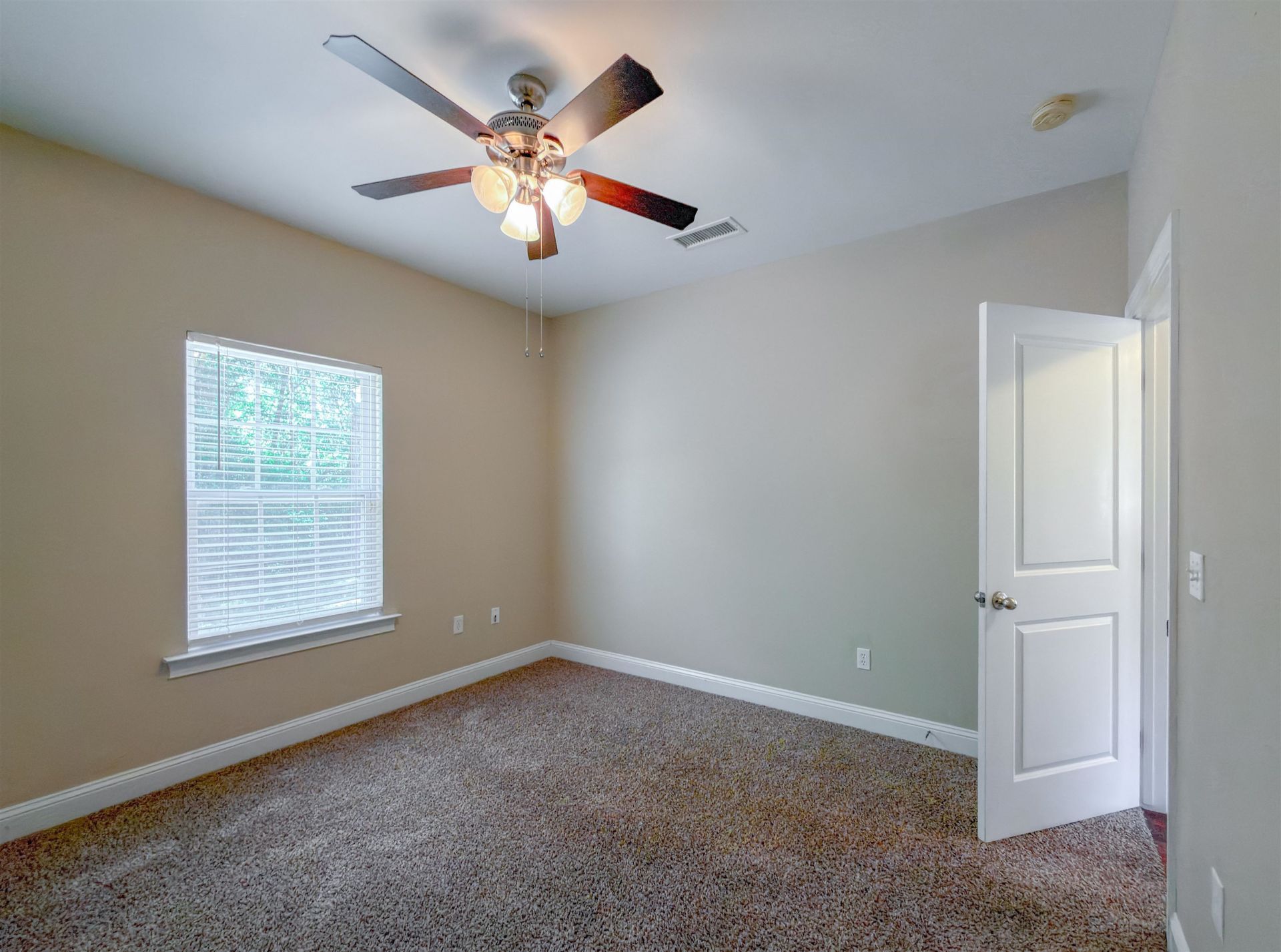 332 Sand Pine Circle , Midway, FL 32343 Photo