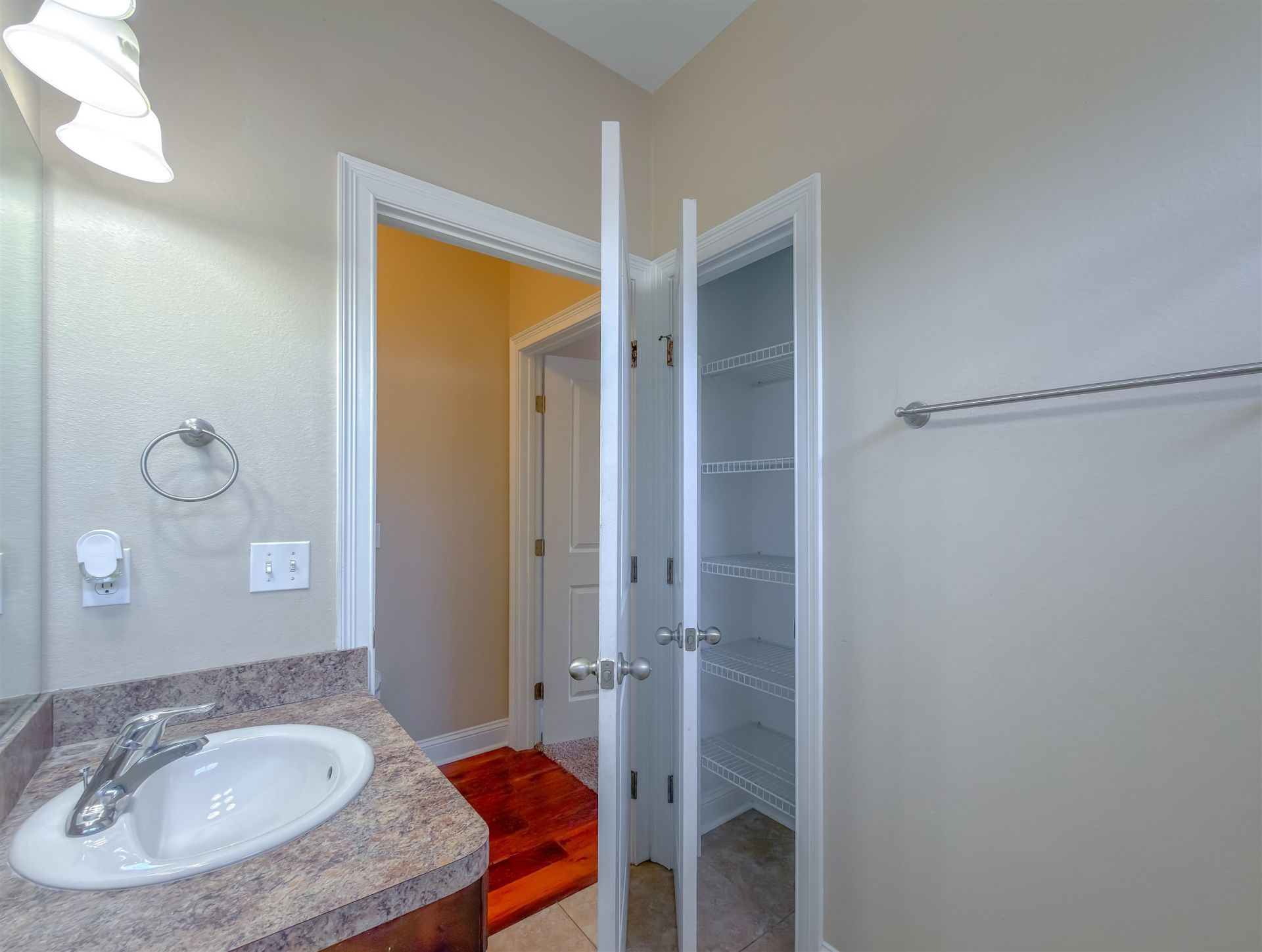 332 Sand Pine Circle , Midway, FL 32343 Photo