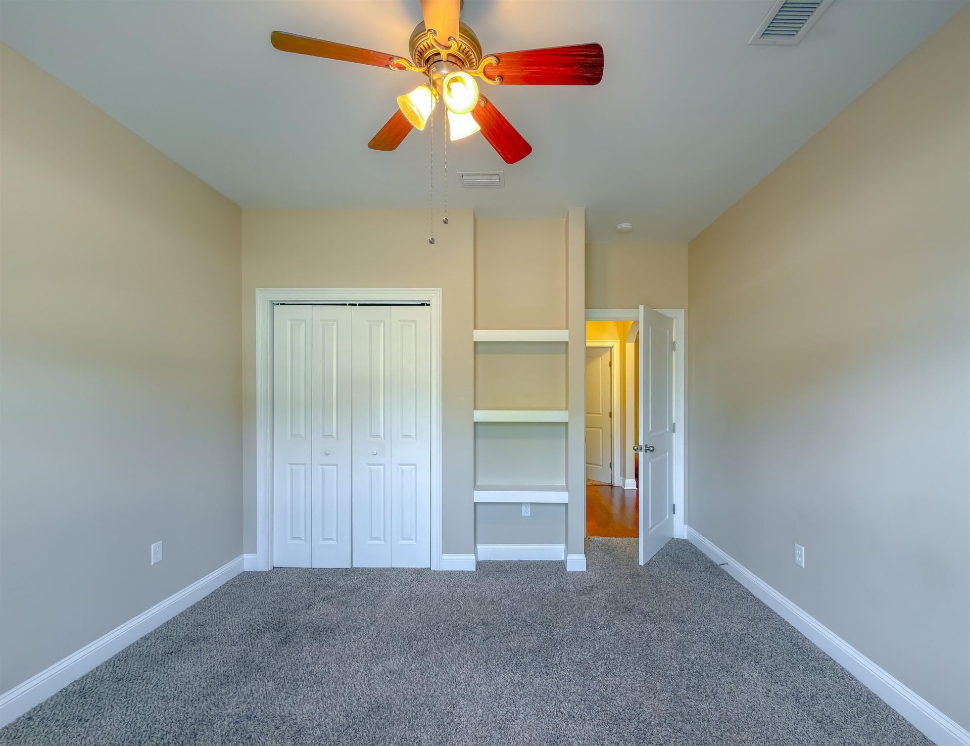 332 Sand Pine Circle , Midway, FL 32343 Photo