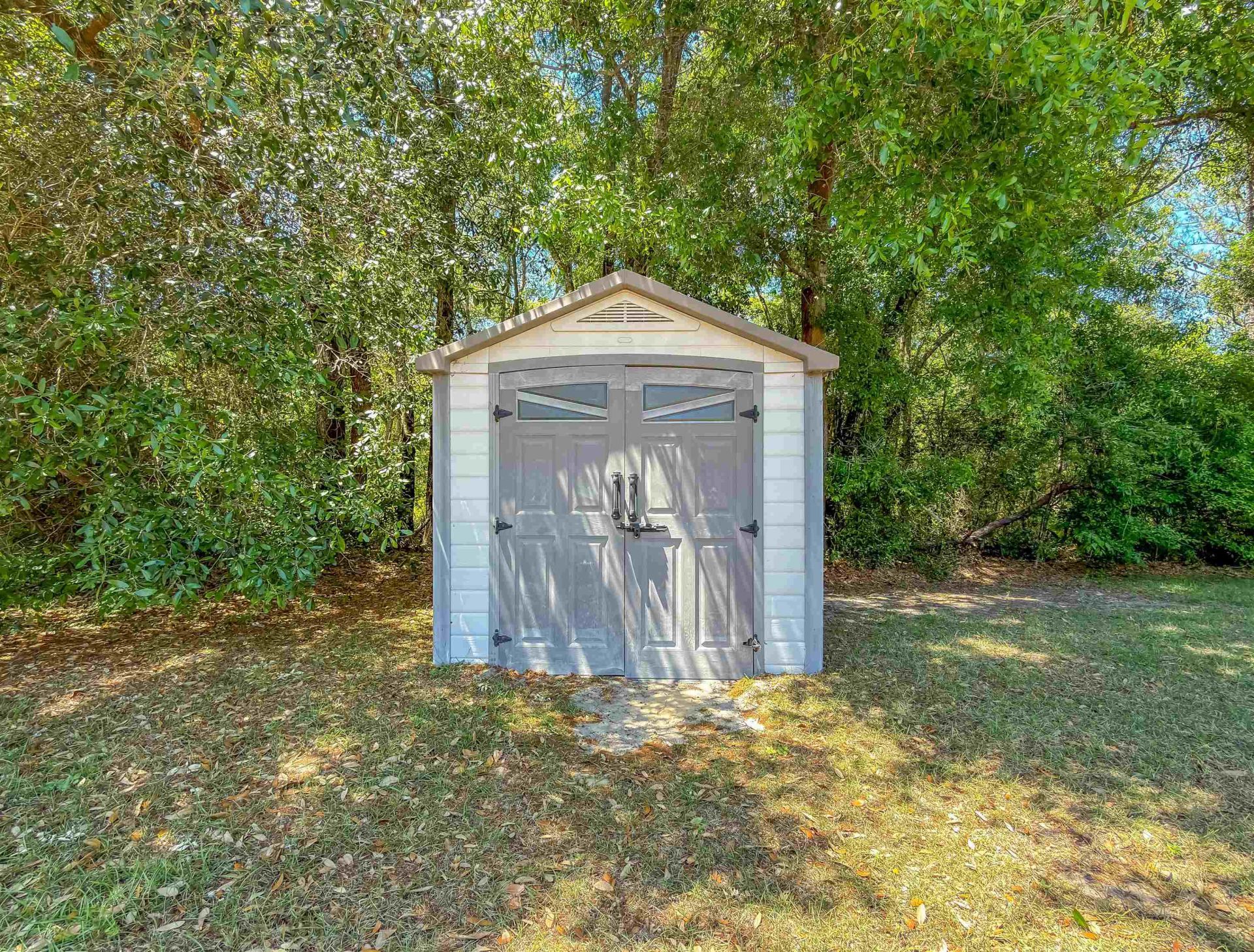 332 Sand Pine Circle , Midway, FL 32343 Photo