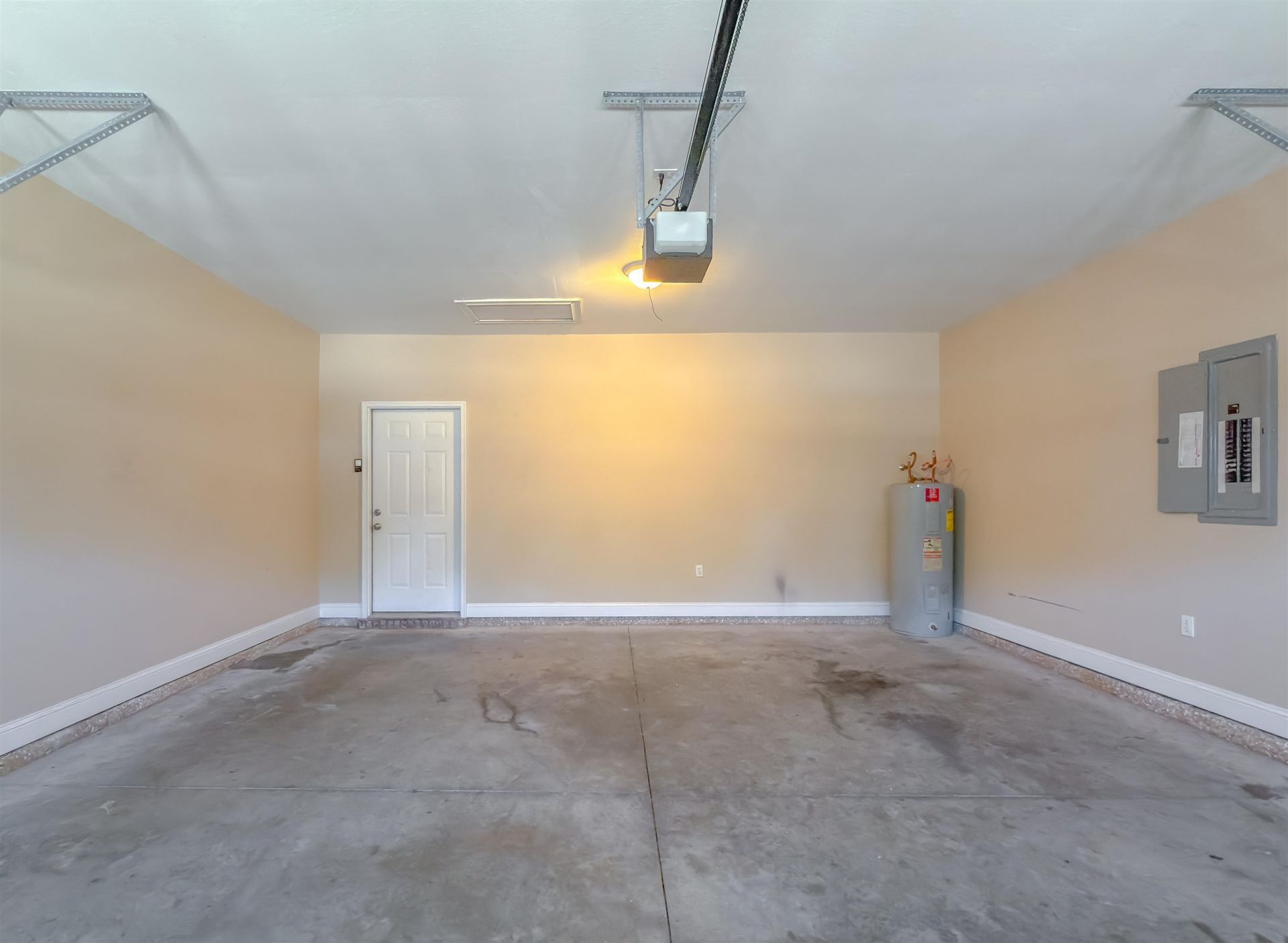 332 Sand Pine Circle , Midway, FL 32343 Photo