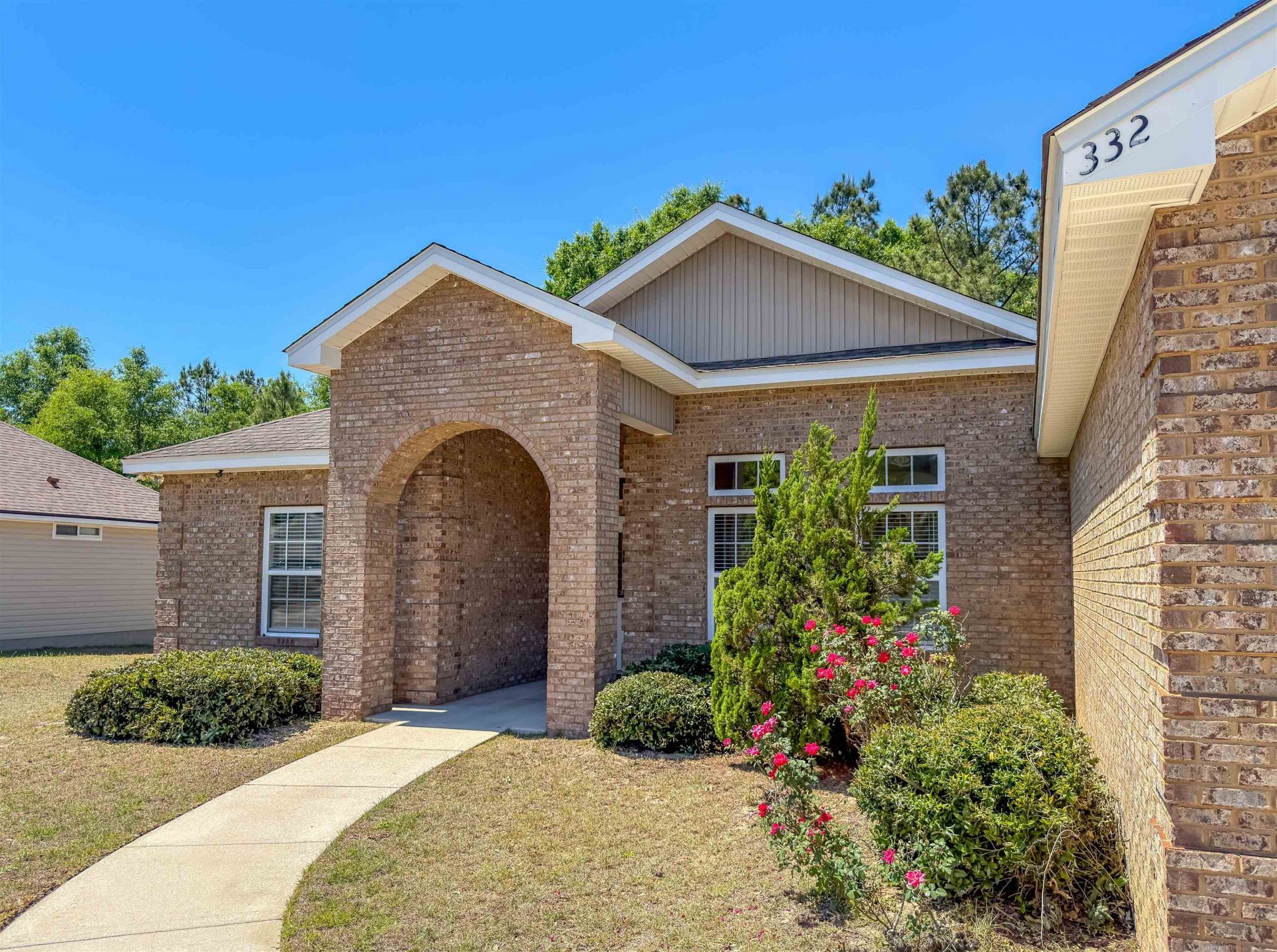 332 Sand Pine Circle , Midway, FL 32343 Photo