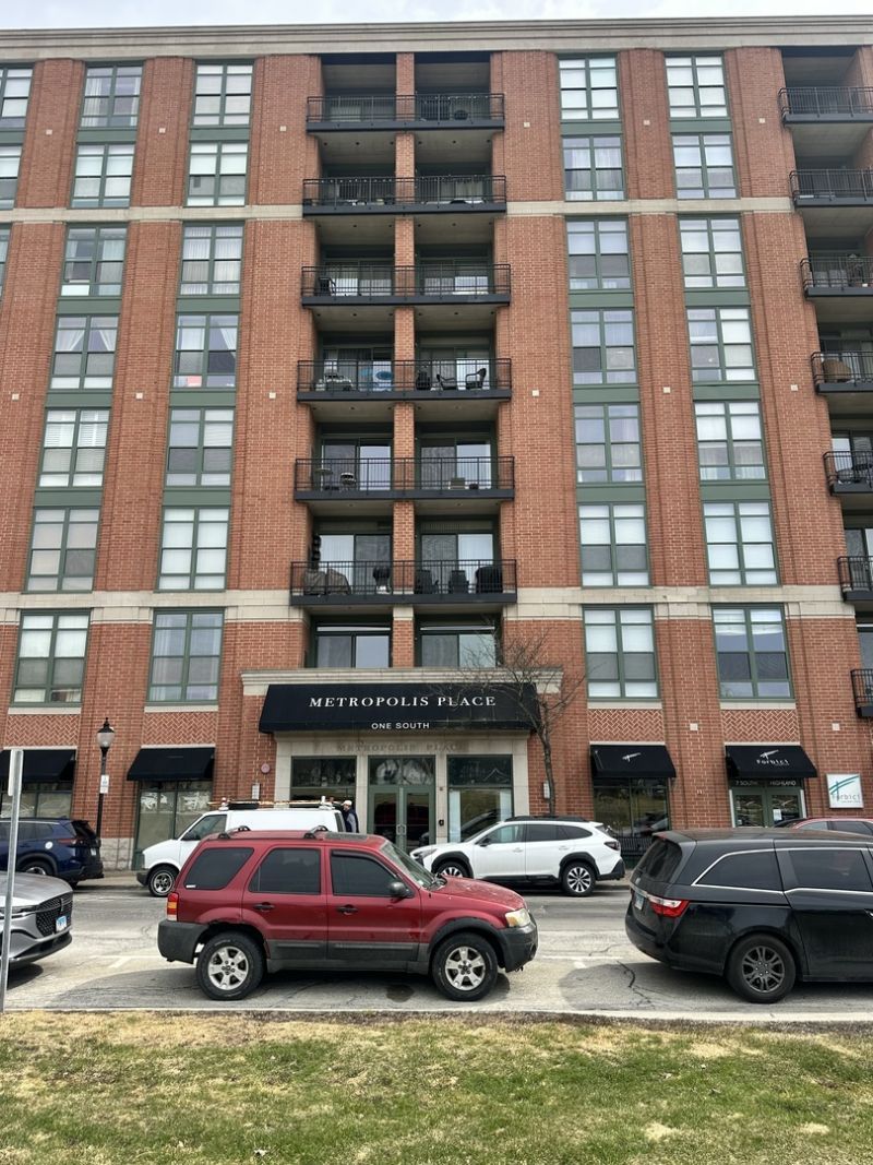 1 S Highland Avenue , Arlington Heights, IL 60005