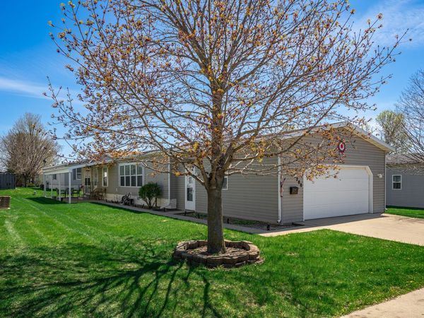 2288 Blossom Lane , Belvidere, IL 61008