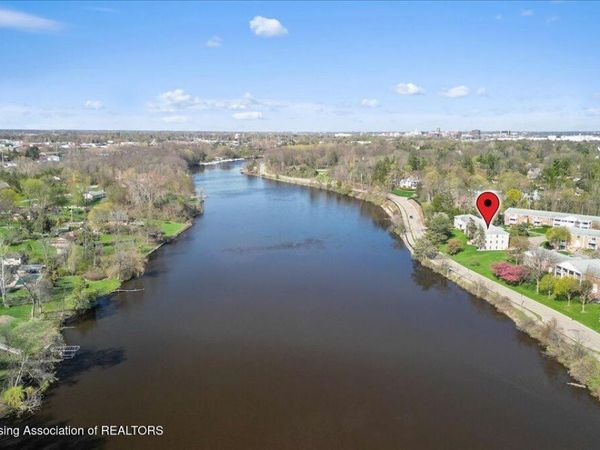 3333 Moores River, Lansing, MI 48911