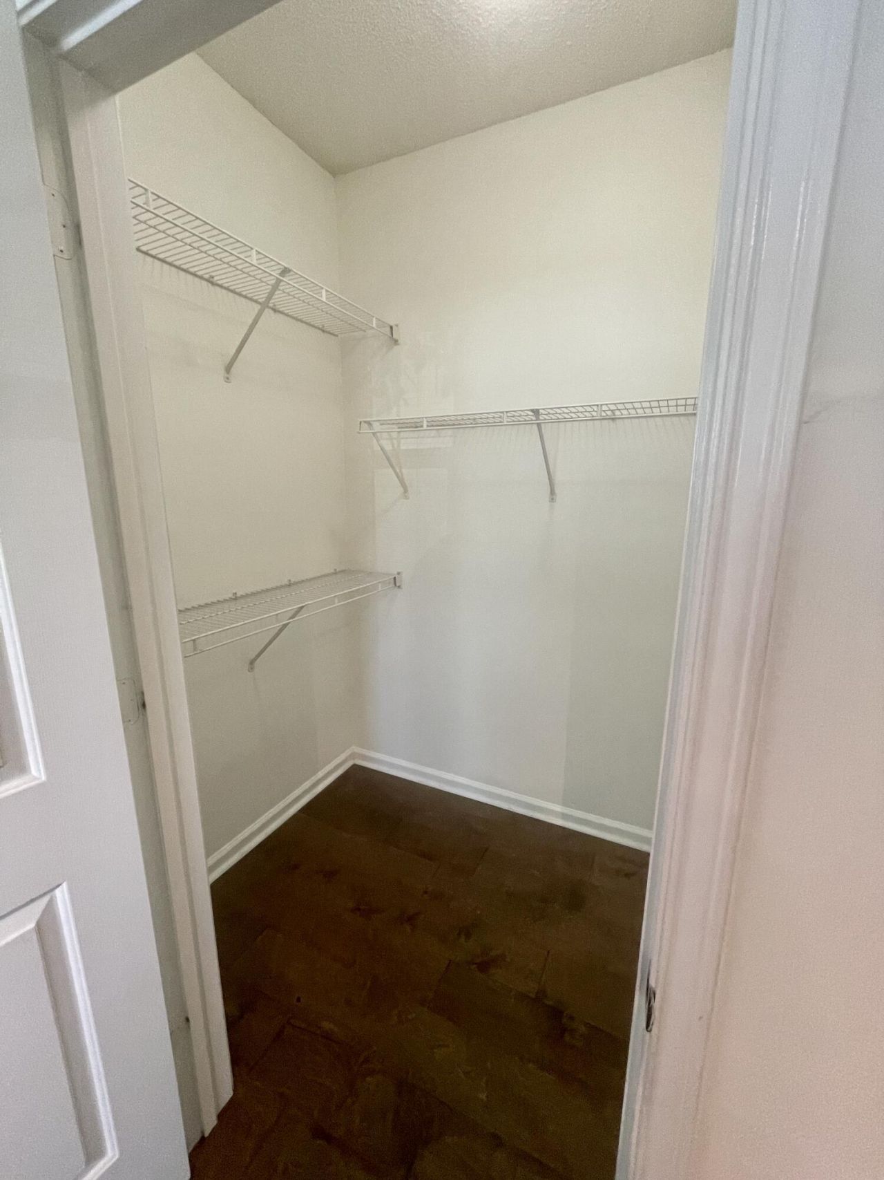 2411 Chatelain Way Photo 19