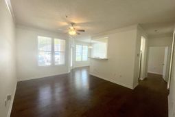 2411 Chatelain Way photo 4