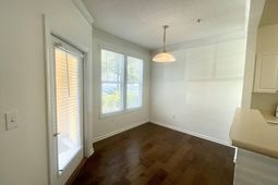 2411 Chatelain Way photo 4