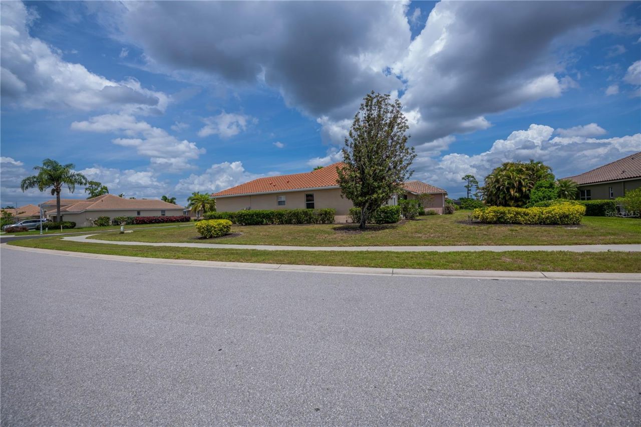 2996 Phoenix Palm Terrace , North Port, FL 34288 Photo