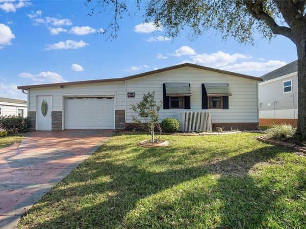 1609 MAGNOLIA AVENUE, THE VILLAGES, FL 32159