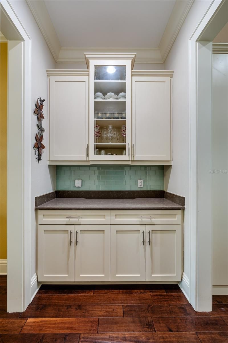 852 Cordova Boulevard Ne, Saint Petersburg, FL 33704 Photo