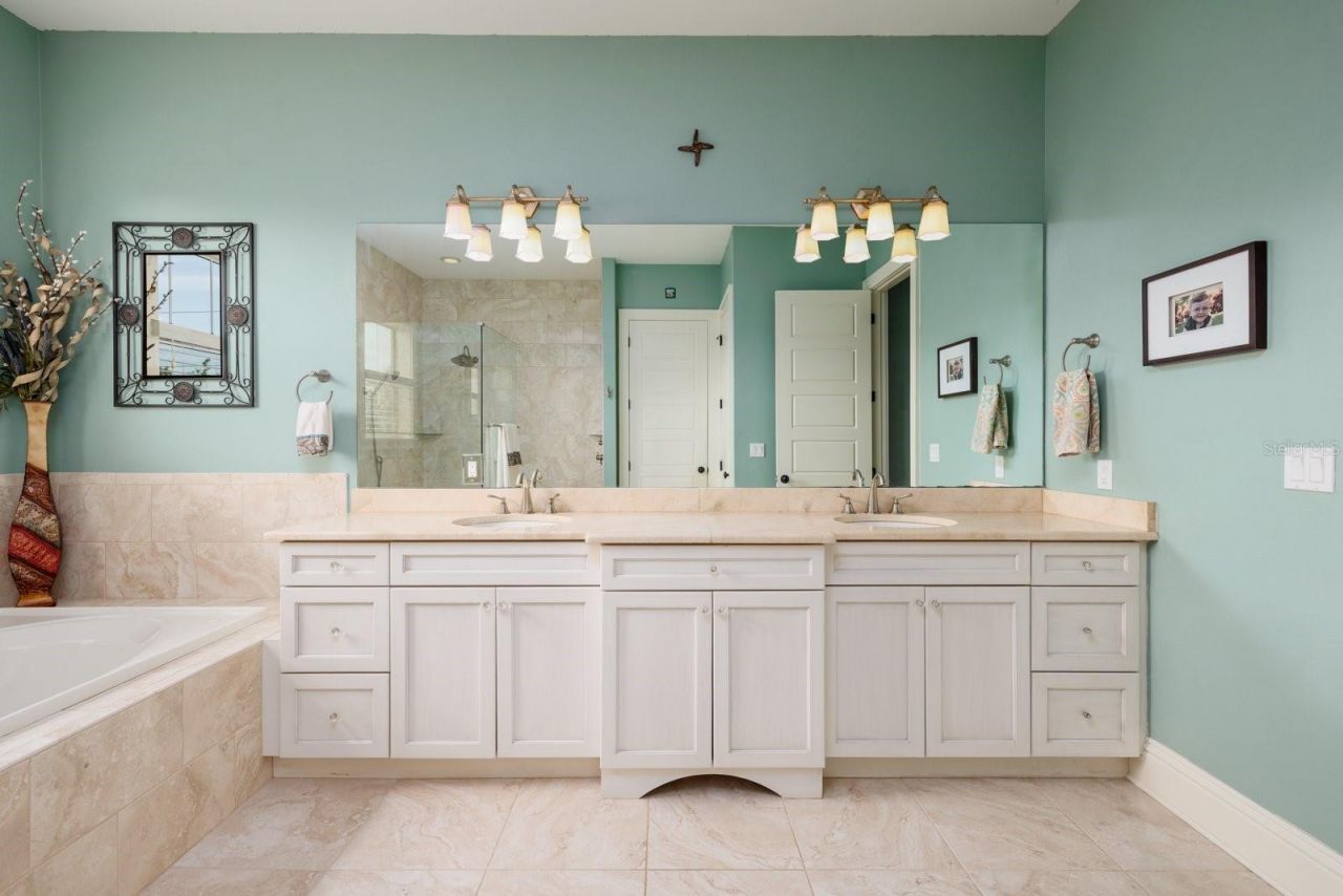 852 Cordova Boulevard Ne, Saint Petersburg, FL 33704 Photo