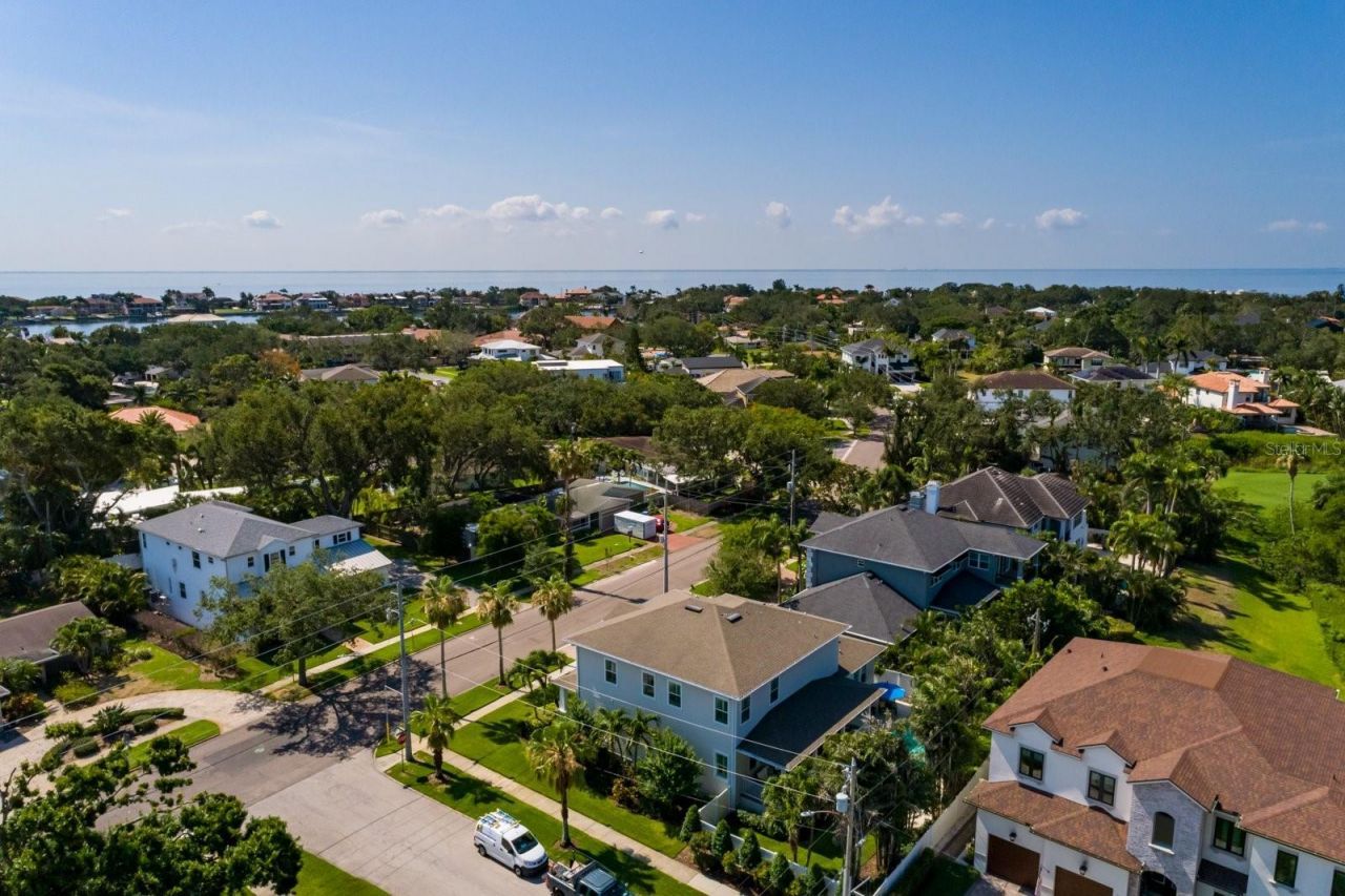 852 Cordova Boulevard Ne, Saint Petersburg, FL 33704 Photo