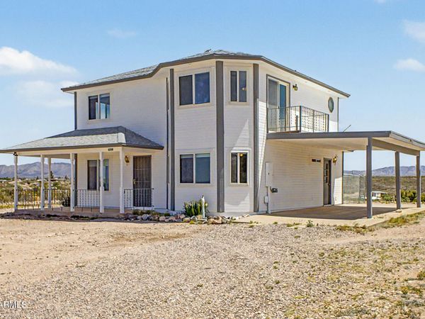 460 N PAPAGO Place, Tombstone, AZ 85638