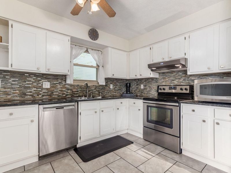 2096 Jeffey Drive, Hilliard, OH 43026 Photo 7