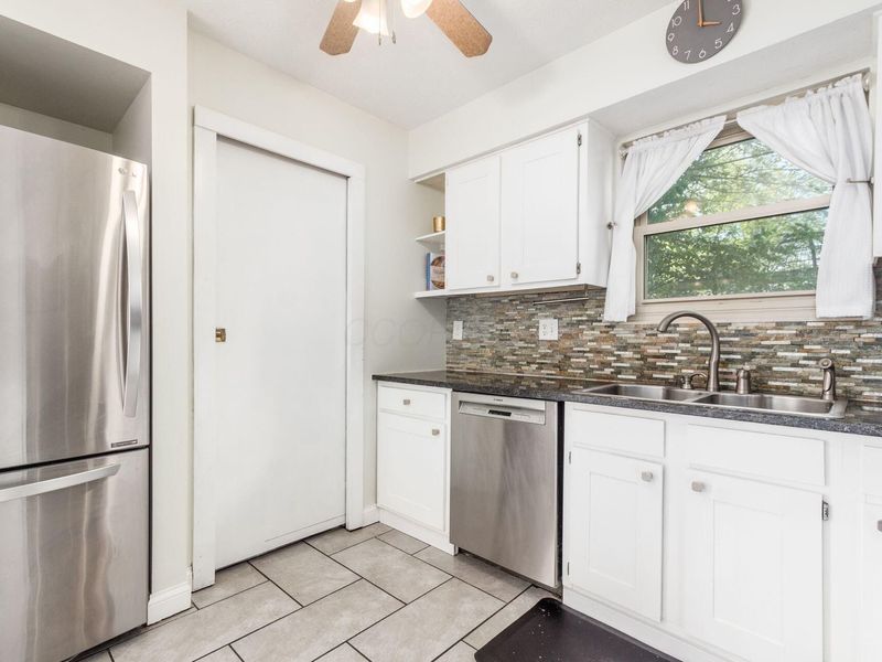 2096 Jeffey Drive, Hilliard, OH 43026 Photo 9