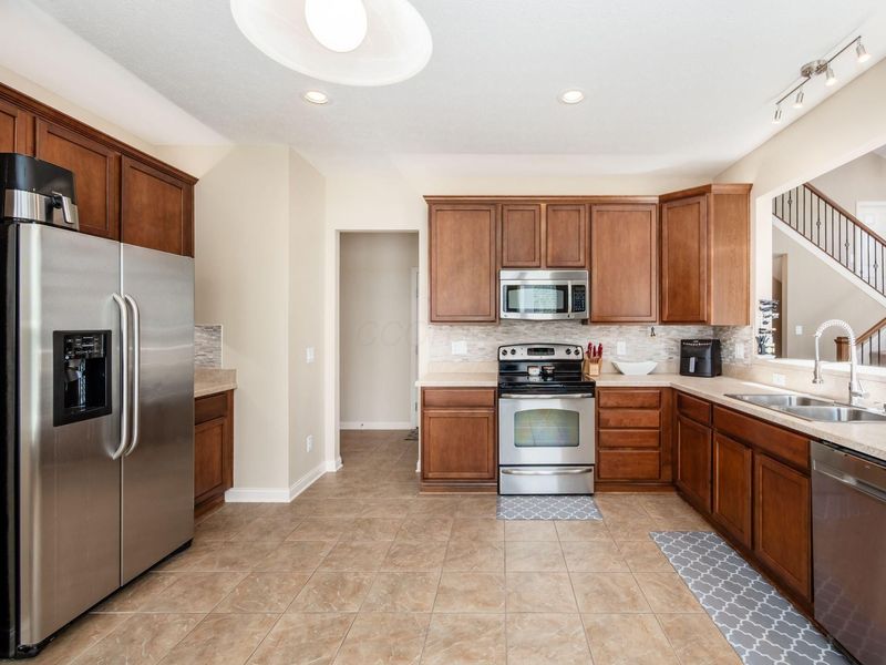 573 Summer Tree Loop , Marysville, OH 43040 Photo 5