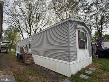 68 ASHWOOD LANE, PHOENIXVILLE, PA 19460