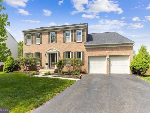 813 CASLA COURT SE, LEESBURG, VA 20175