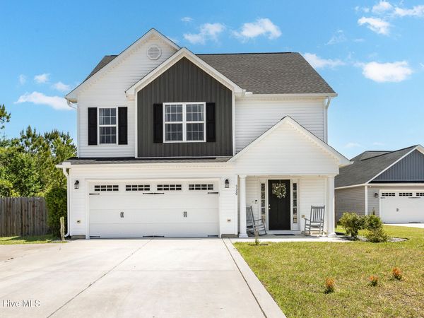 520 Black Pearl Circle, Jacksonville, NC 28546