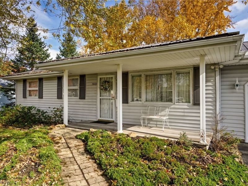 7443 Sugartree Drive, Boardman, OH 44512 Photo 2