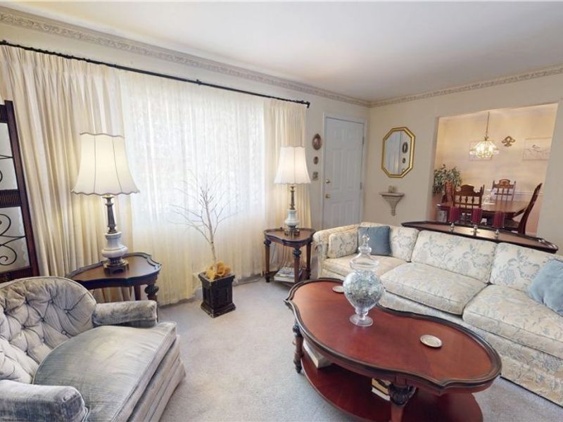 7443 Sugartree Drive, Boardman, OH 44512 Photo 9