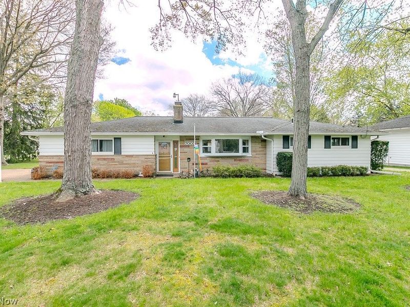 7003 Parmelee Drive , Mentor, OH 44060 Photo 1