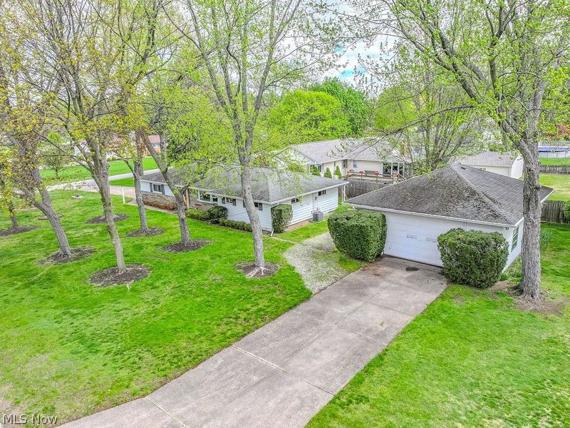 7003 Parmelee Drive , Mentor, OH 44060 Photo 2