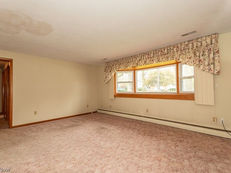 7003 Parmelee Drive , Mentor, OH 44060 Photo 3