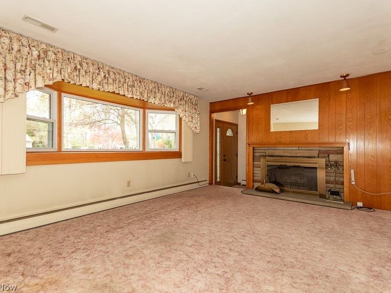 7003 Parmelee Drive , Mentor, OH 44060 Photo 4