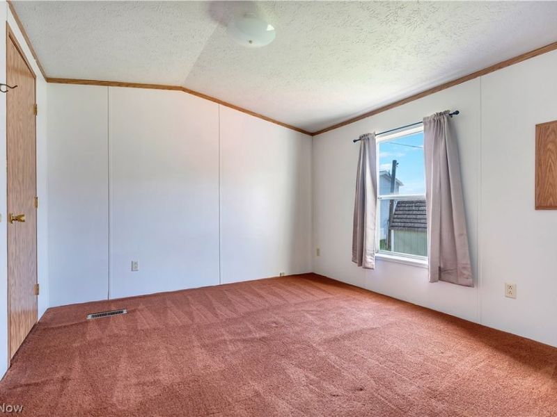 100 Keenan, Unit Ellen 27, Peninsula, OH 44264 Photo 23