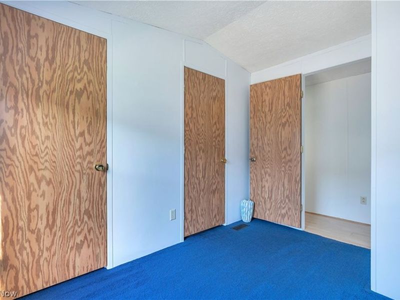 100 Keenan, Unit Ellen 27, Peninsula, OH 44264 Photo 32