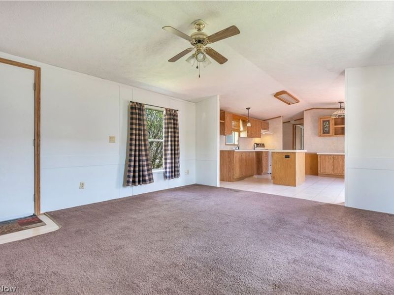 100 Keenan, Unit Ellen 27, Peninsula, OH 44264 Photo 7