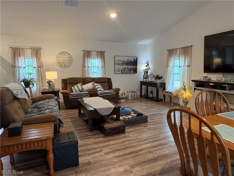 44017 State Route 162, Wellington, OH 44090 Photo 4