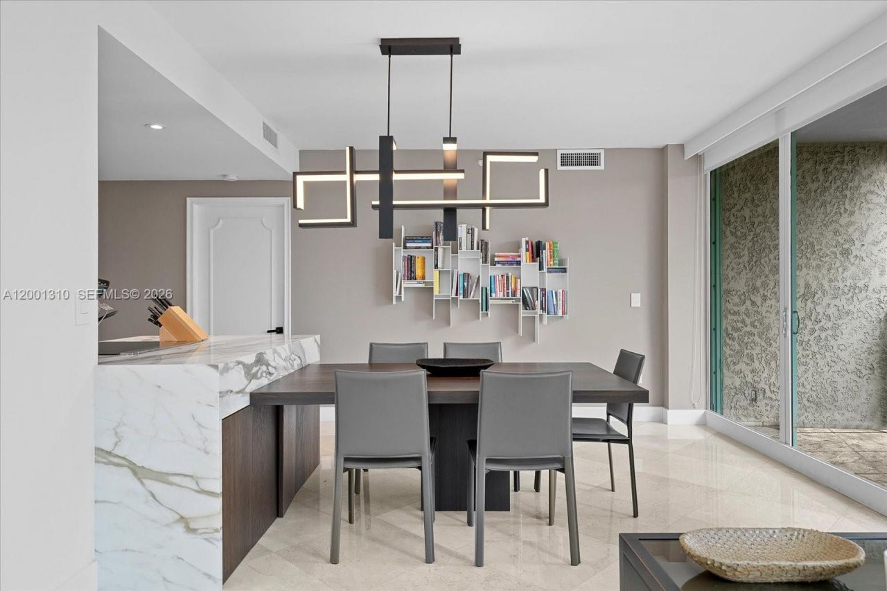3400 SW 27th Ave , Unit 201, Miami, FL 33133 Photo