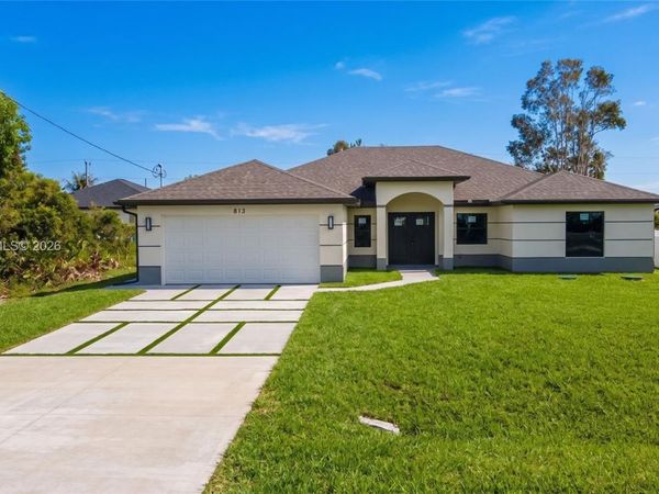 813 Bell Blvd S, Lehigh Acres, FL 33974
