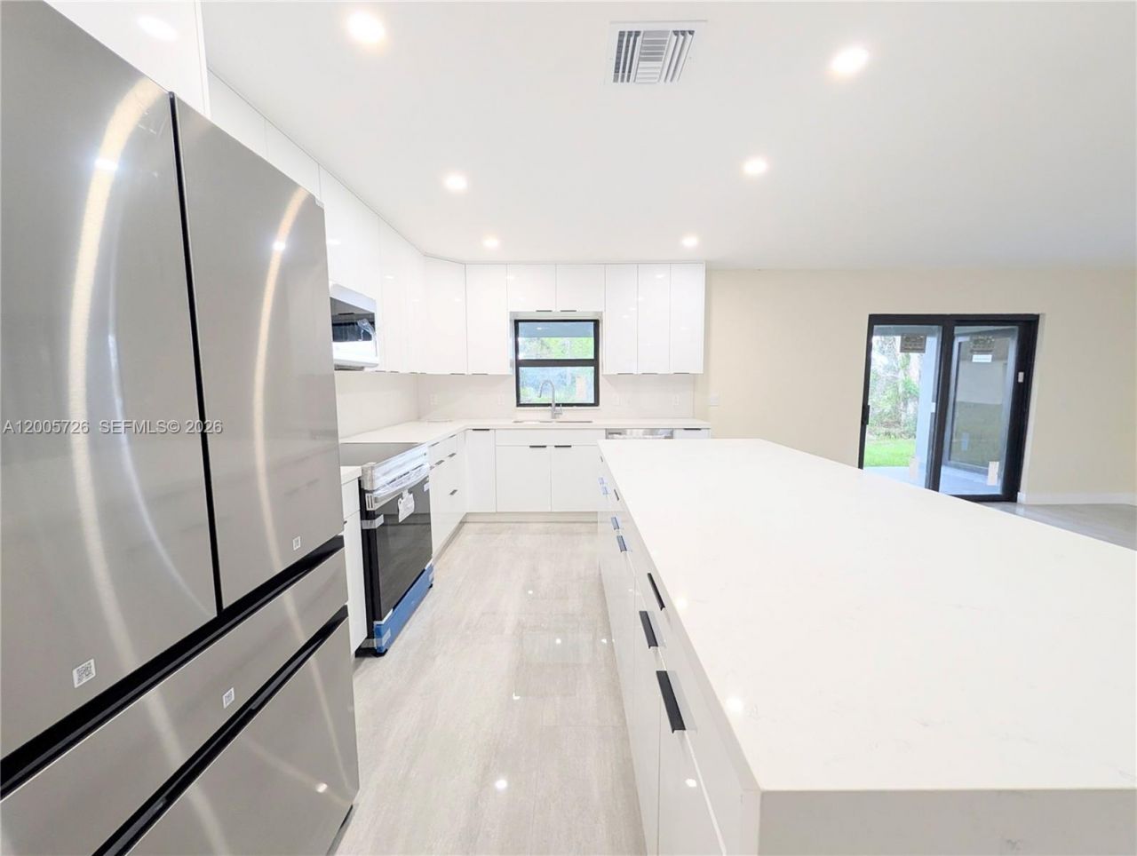 813 Bell Blvd S, Lehigh Acres, FL 33974 Photo