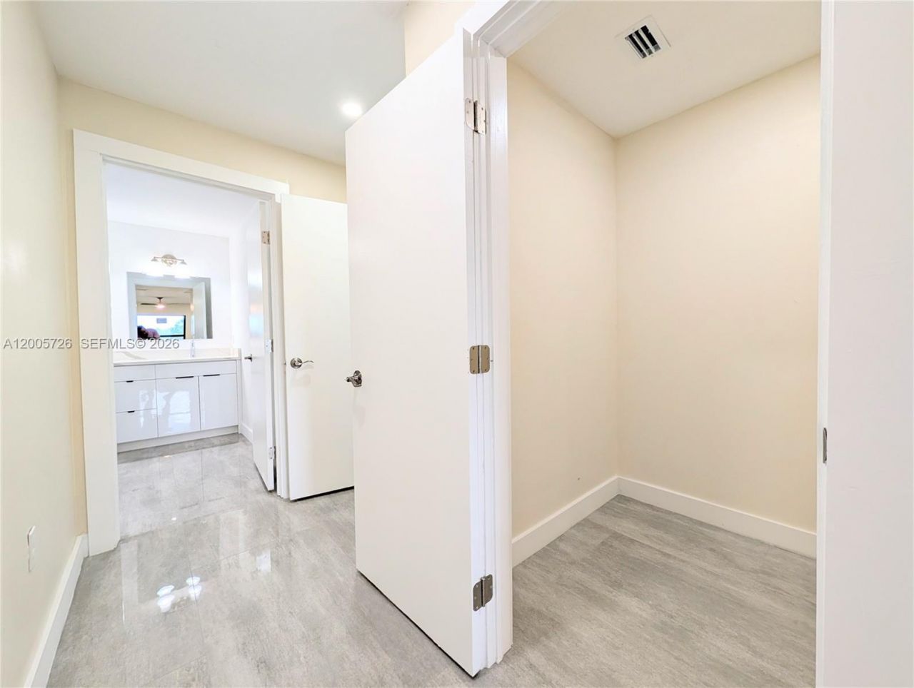 813 Bell Blvd S, Lehigh Acres, FL 33974 Photo