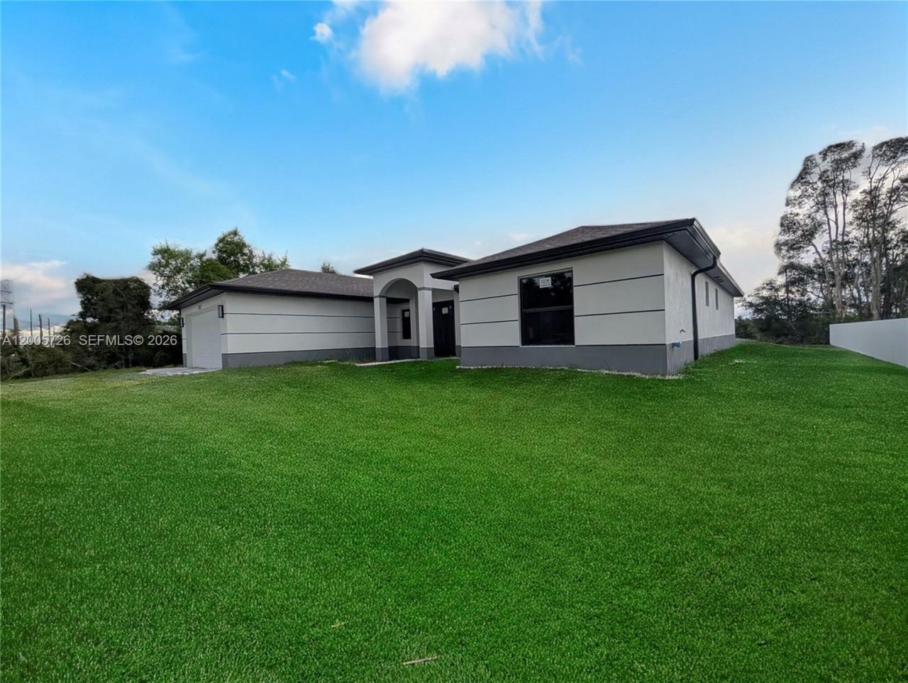 813 Bell Blvd S, Lehigh Acres, FL 33974 Photo